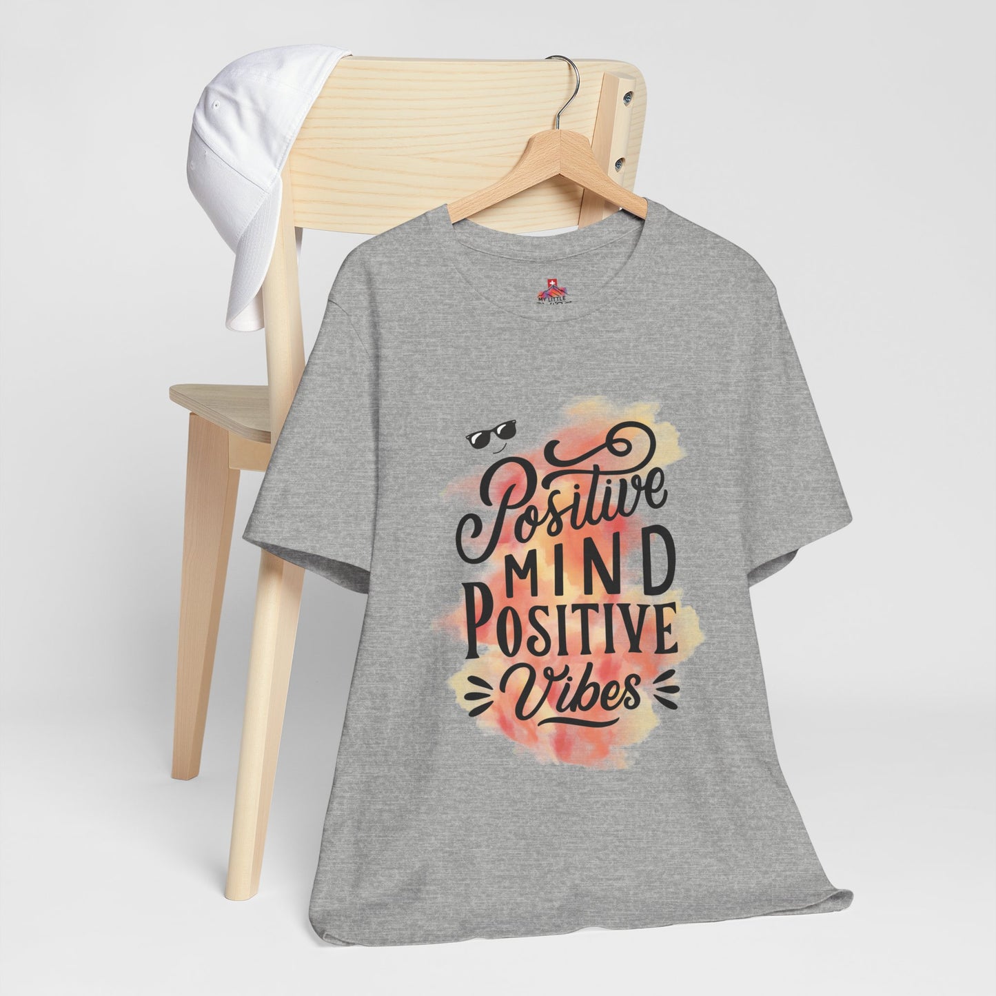 T-shirt unisexe "PositiveMind, Positive Vibes" !