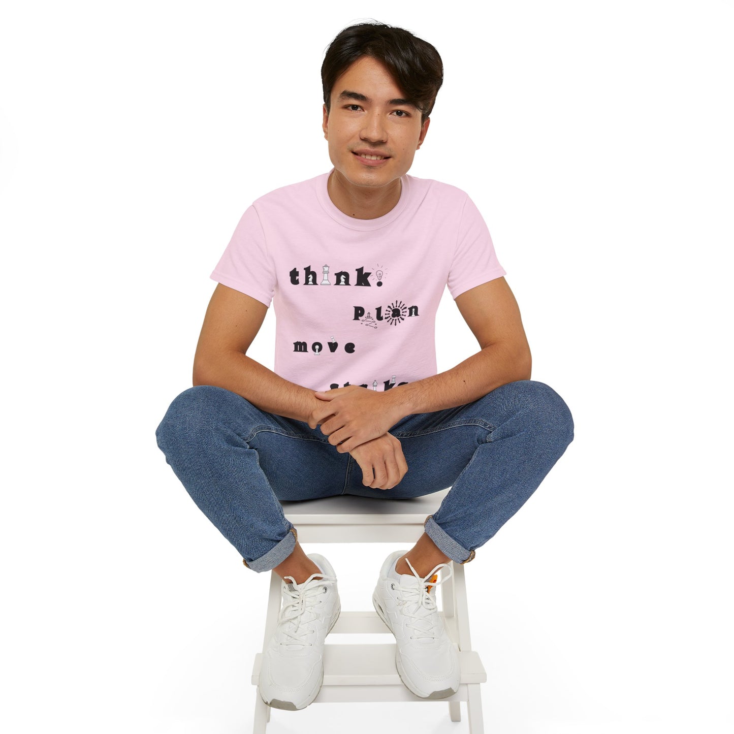 T-shirt Échecs "Think. Move. Plan. Strike."
