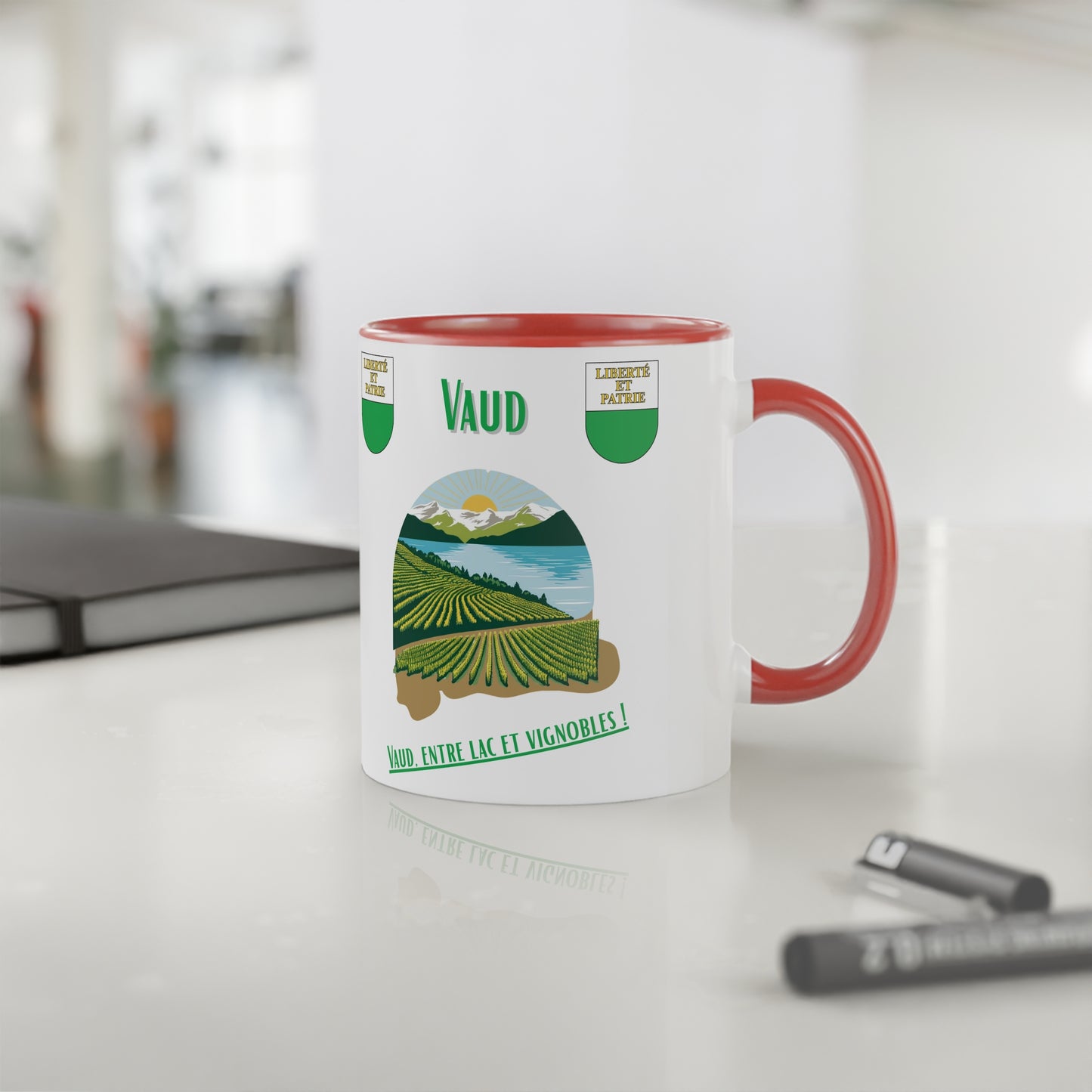 Mug "Vaud Panorama" - Le Privilège de Vivre Entre Lac et Vignes (325ml)